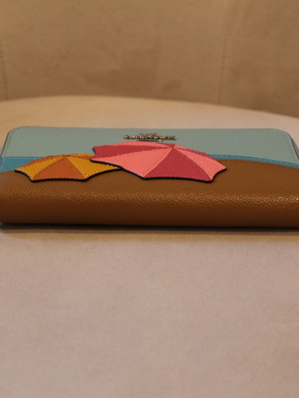 Coach Umbrella Motif Zip Around Medium Wallet New with tags - Picture 8 of 15